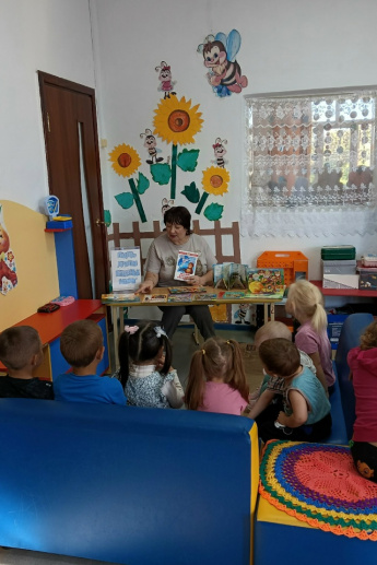 Будь другом интересных книг!