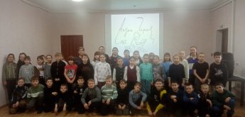 "Чеховские волонтеры, или Дети читают детям" - 2025 в Колосовке.