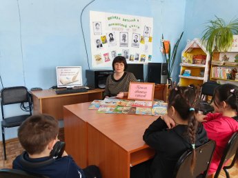 Капели звонкие стихов